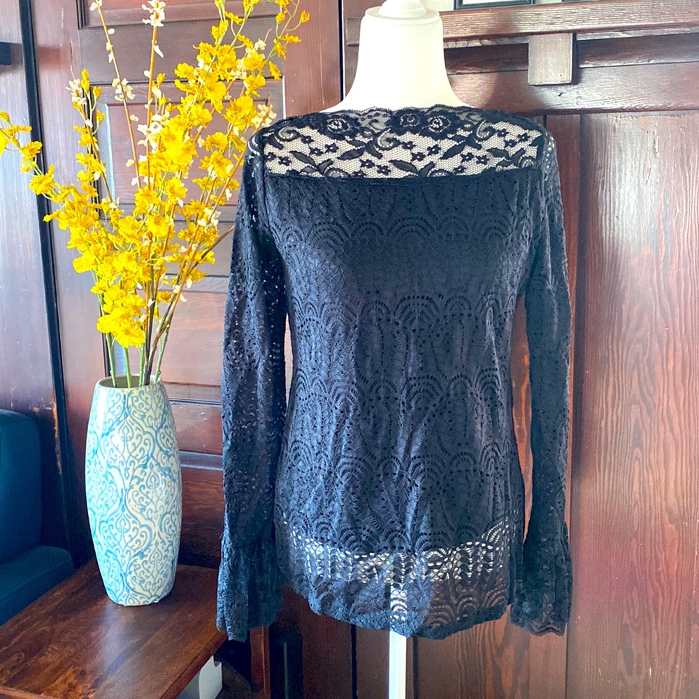 Adiva lace lined blouse
